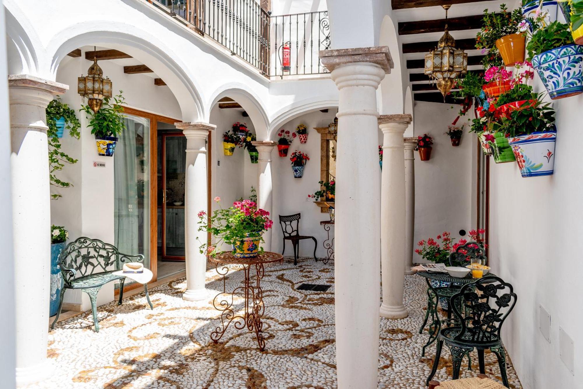 Casa Del Patio - Boutique Apartments (Adults Only) Estepona Eksteriør bilde