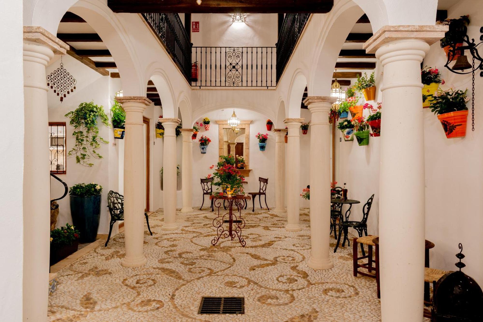 Casa Del Patio - Boutique Apartments (Adults Only) Estepona Eksteriør bilde
